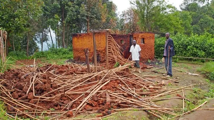 Killings and Burning Homes of Batutsi by PFLS FDLR confonted FARDC Killing in Kichanga 2013