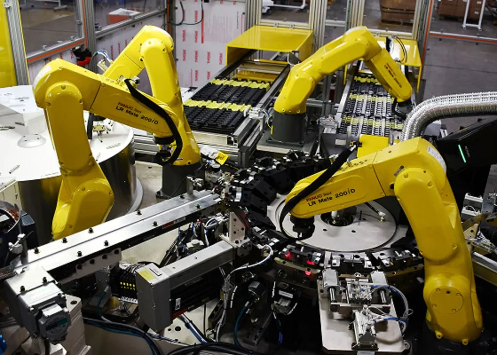 American FANUC assembly robots American FANUC assembly robots 1